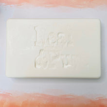 Load image into Gallery viewer, 6 Pounds   GOAT&#39;S MILK - Melt and Pour - Soap Base 6 lb
